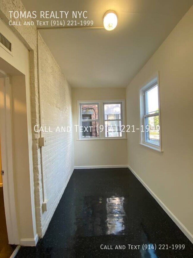 Photo - 19 Lawrence St Unit 1w