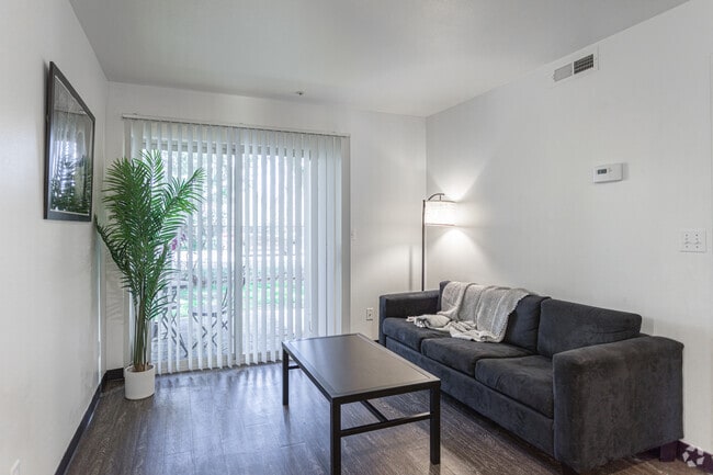 4BR, 2BA - 1,064SF
