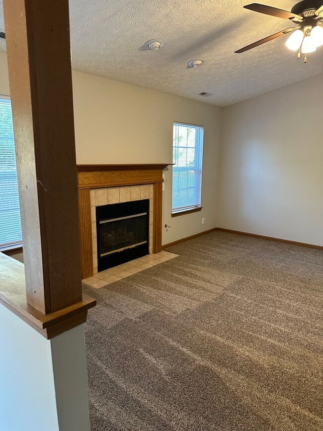 Photo - 1828 Starks Cir