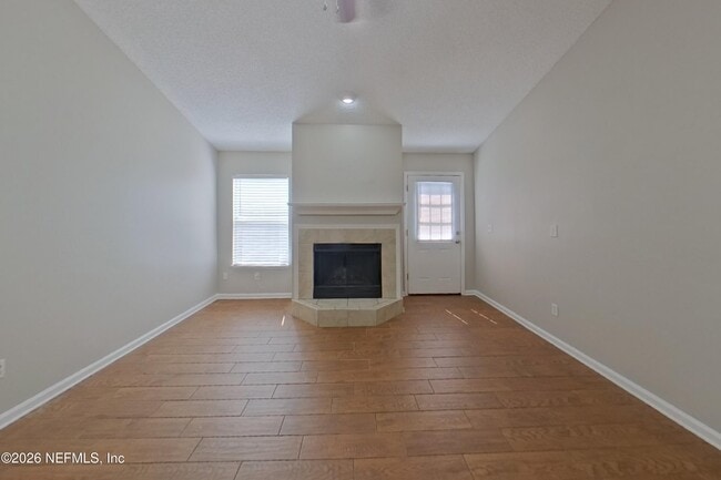 Photo - 3099 Wavering Ln