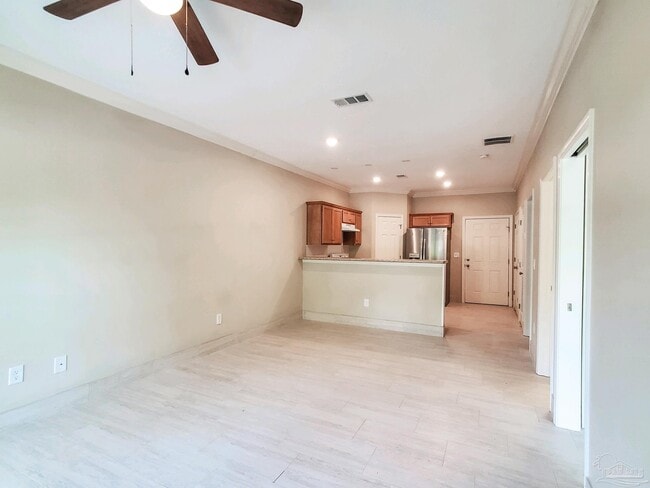 Photo - 2425 E Johnson Ave