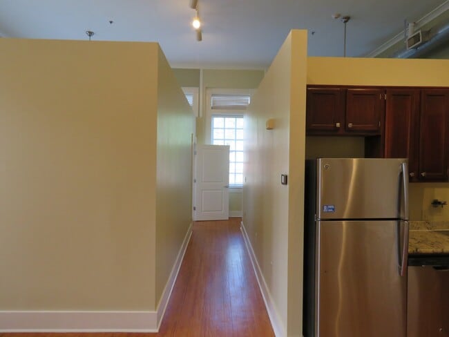 Photo - 715 Sherman St Unidad 2