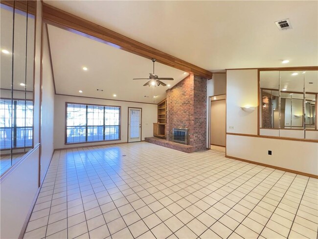 Photo - 2368 E Kantz Ln S