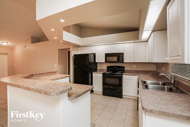 Photo - 2613 Van Buren Pkwy