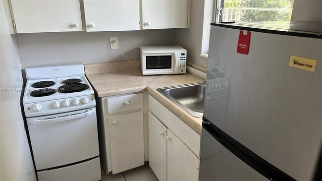 Photo - 90 Isle of Venice Dr Unit 1