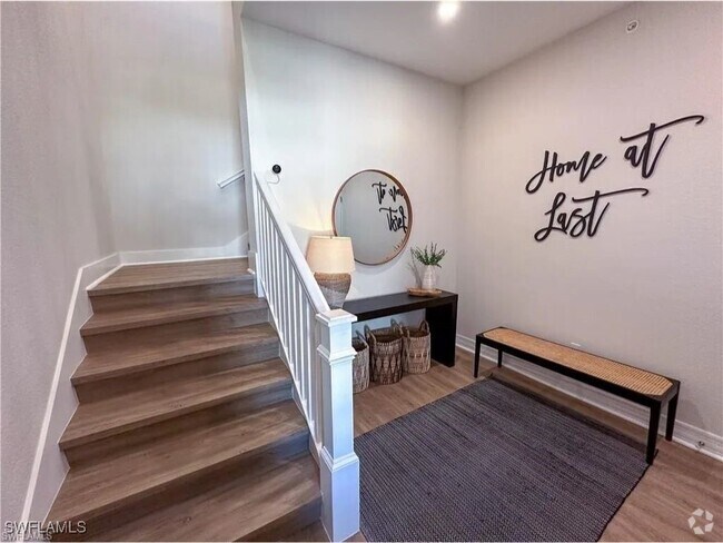 Building Photo - 196 Indies Dr E Unit 202 Rental