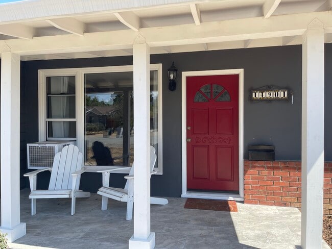 Front /entry - 14901 Nelson Way