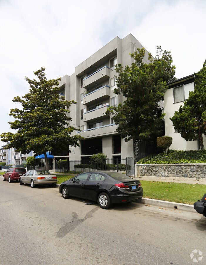 Photo - 235 S Occidental Blvd