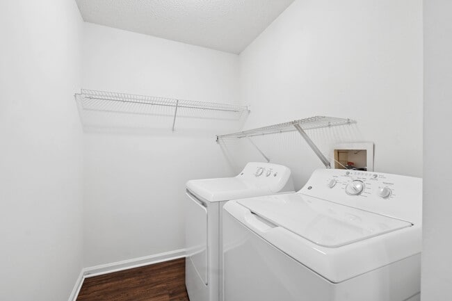Stonegate Apartments