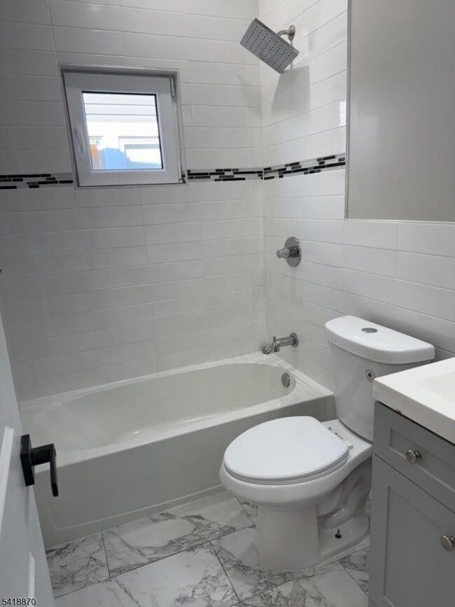 Photo - 492 S 20th St