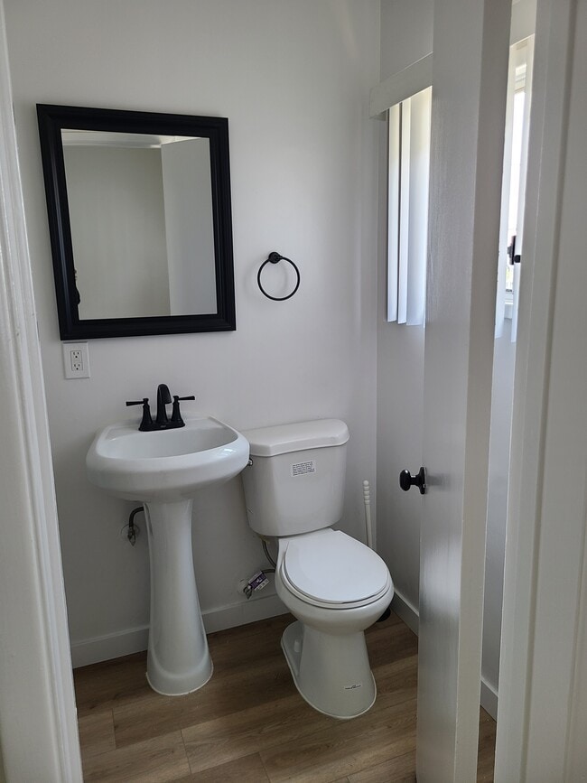 Photo - 2026 Hermosa Ave