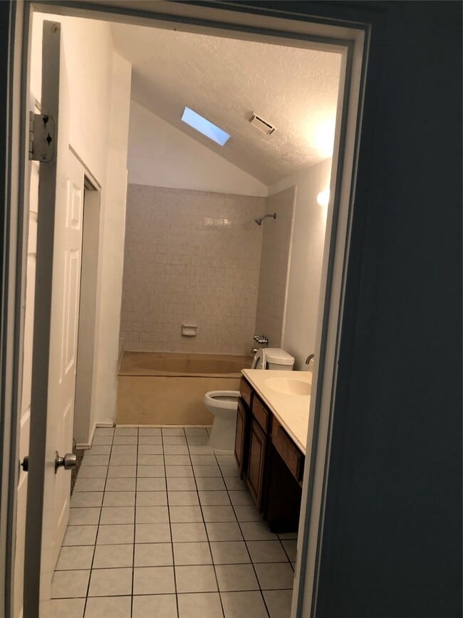 Photo - 9307 Spindlewood Dr