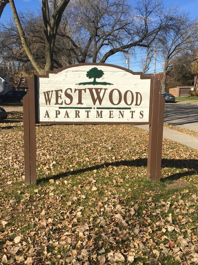 Western Ave Apartments