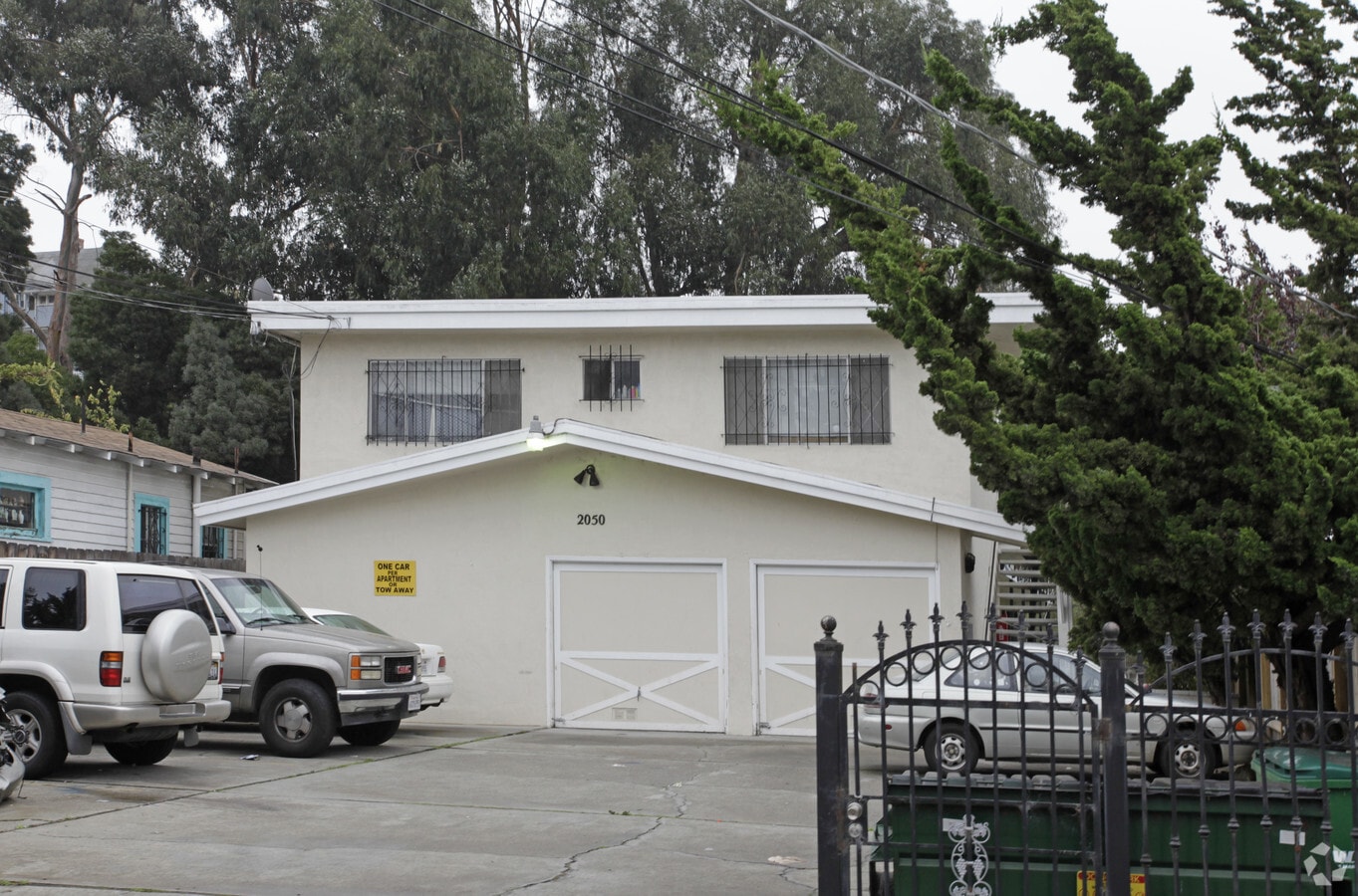 Photo - 2050 Harrington Ave