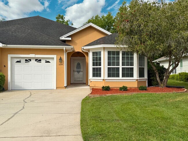 Building Photo - 3/2 fenced in yard, landscaping included !