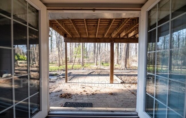 Photo - 10902 Swansfield Rd