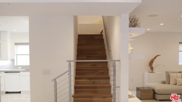 Photo - 947 4th St Unit #D