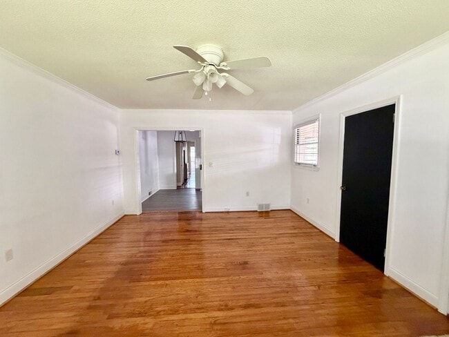 Photo - wilmot2722 Unit A