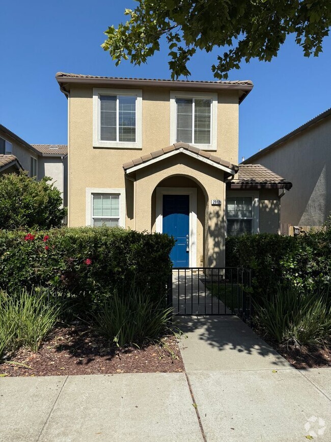 Building Photo - 2912 Mojave Dr Rental