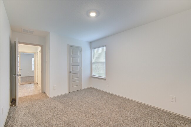 Building Photo - 7326 Sunset Crk Dr Rental