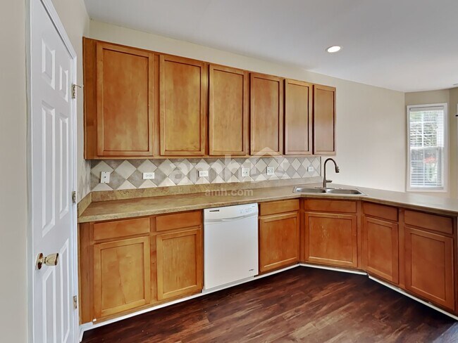 Photo - 1411 Millbrook Dr