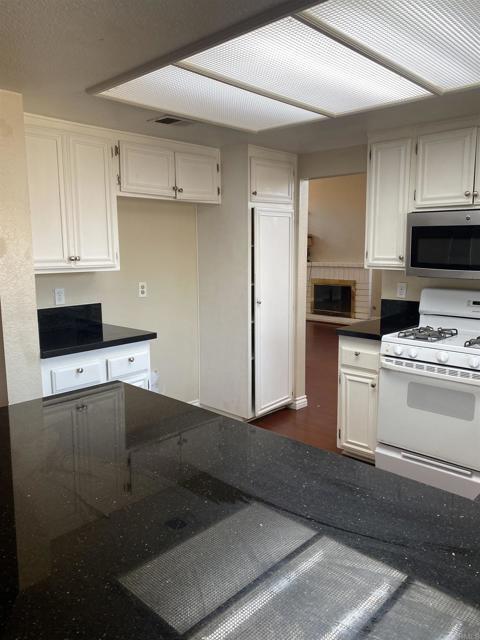 Photo - 16502 Mango Way