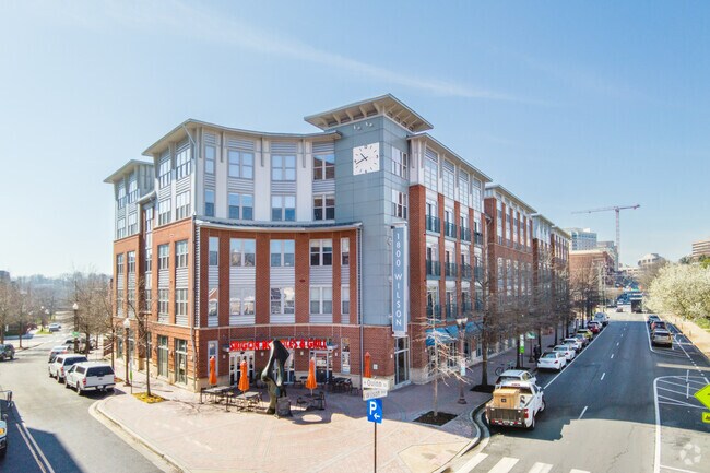 Photo - 1800 Wilson Blvd