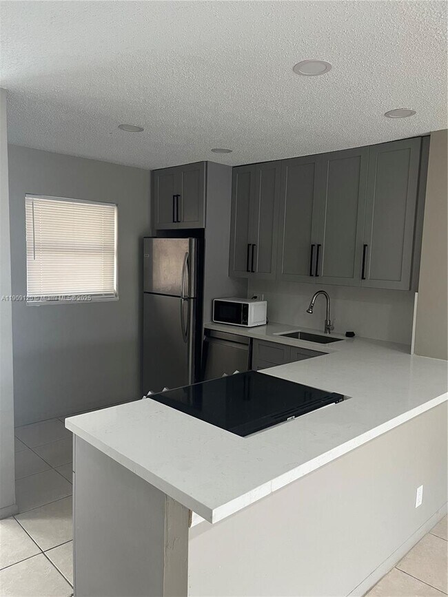 Photo - 100 Ashbury Rd Unit 311