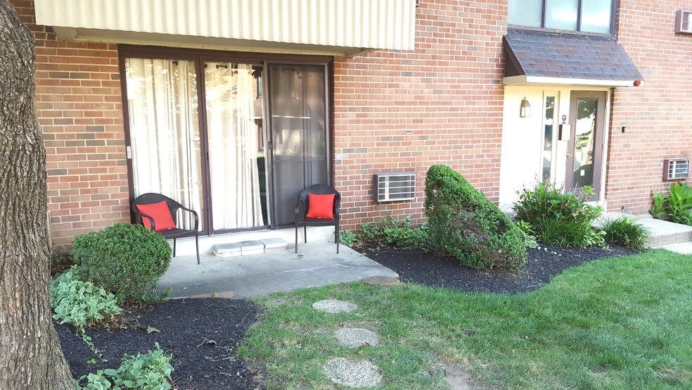 CV Glenolden Station Apartments For Rent in Glenolden, PA