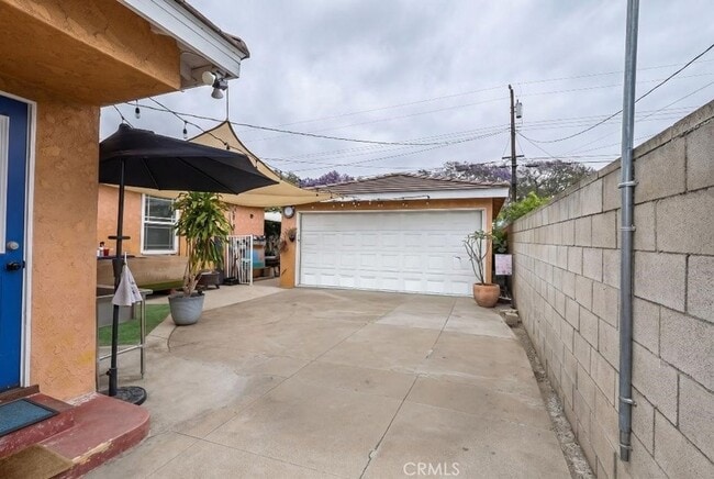 Photo - 1229 S Flower St