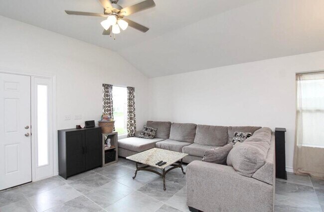 Photo - 5407 Capilla St House