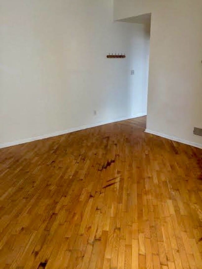 Photo - *** Southside Slopes Apartments * Pet Friendly * Walk to E. Carson St. * Available Now * Spacious... Unit 2