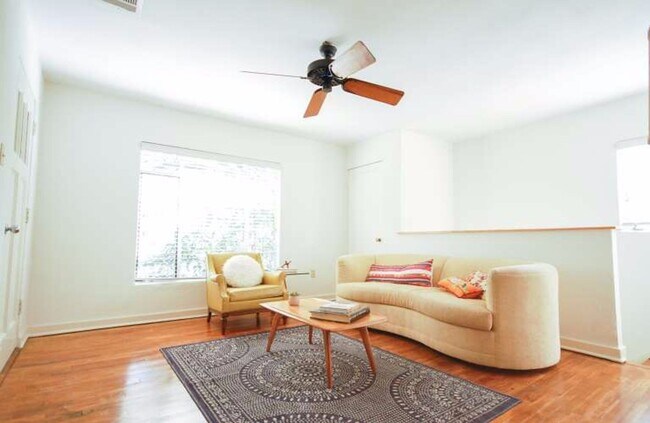 Photo - J01 Unidad B