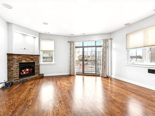 Photo - 7932 W Grand Ave Unit 2W