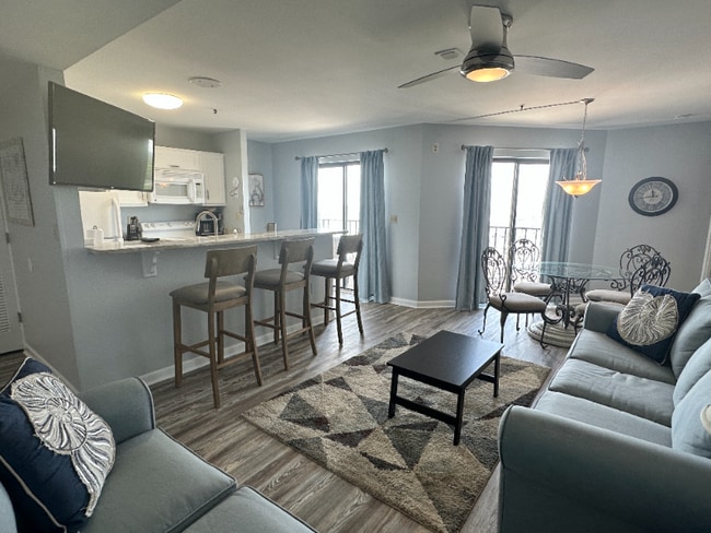 Photo - 5905 S Kings Hwy Unidad 2216