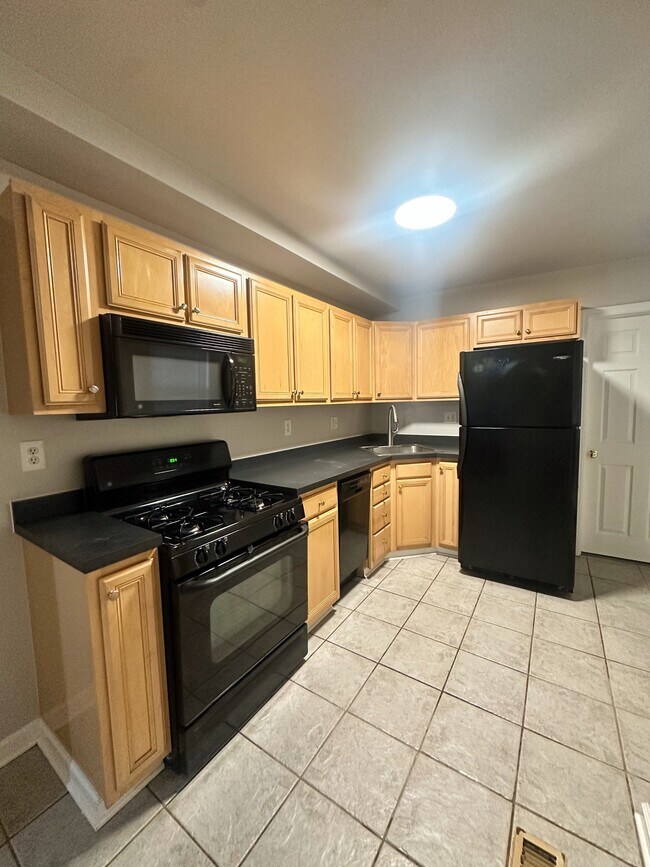 Photo - 1016 Bingham St