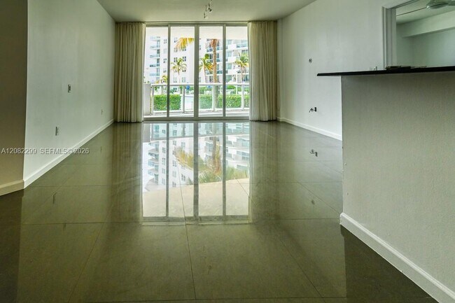 7900 Harbor Island Dr Unit 606