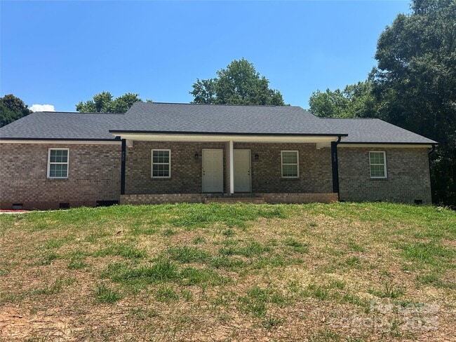 Photo - 733 3rd St Townhome
