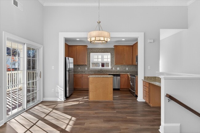 Photo - 15208 Loire Valley St