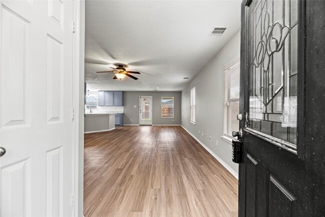 Photo - 7606 Hillsdale Park Ct