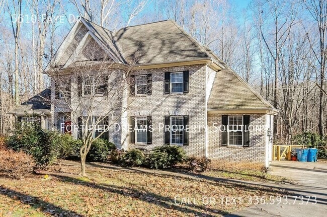 Photo - 5510 Faye Dr