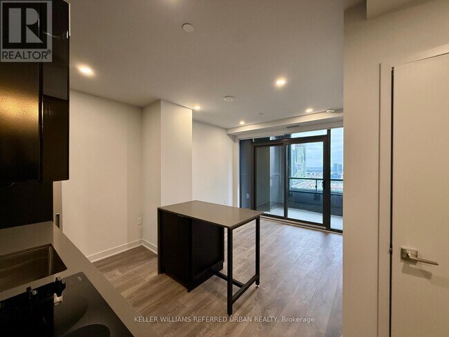 Photo - 2920 Hwy 7 Unité 1912