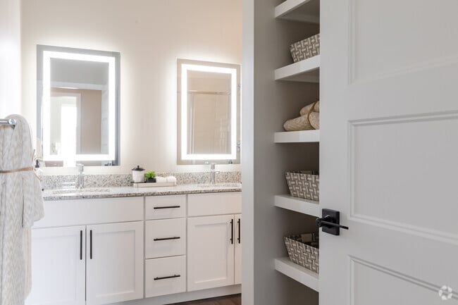 1BR, 1BA - Bathroom