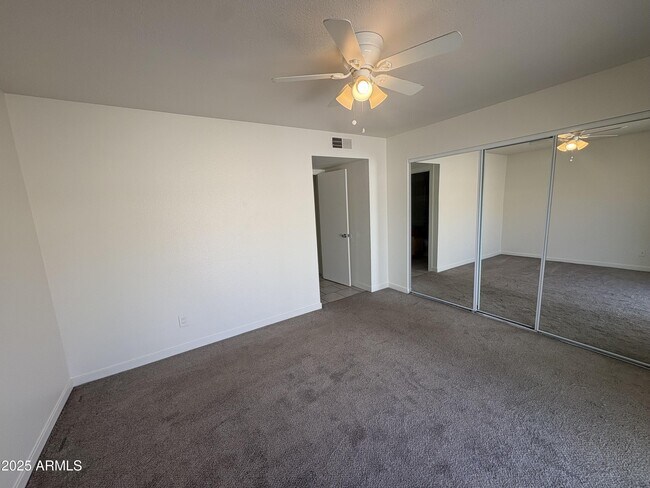 Photo - 1538 E Palmdale Dr