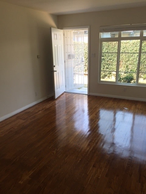 Photo - 2512 N Buena Vista St Unit 2512