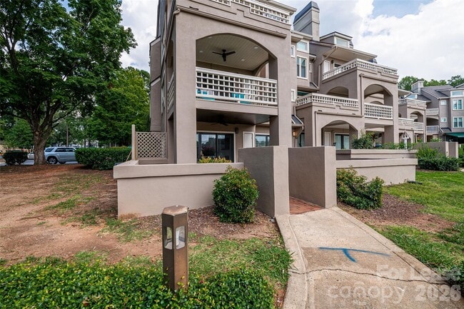 Photo - 646 Portside Dr