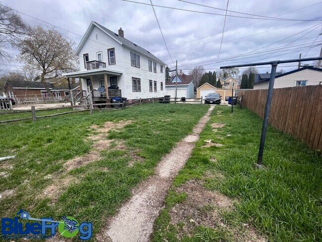 Photo - 922/924 Erie Avenue - 922
