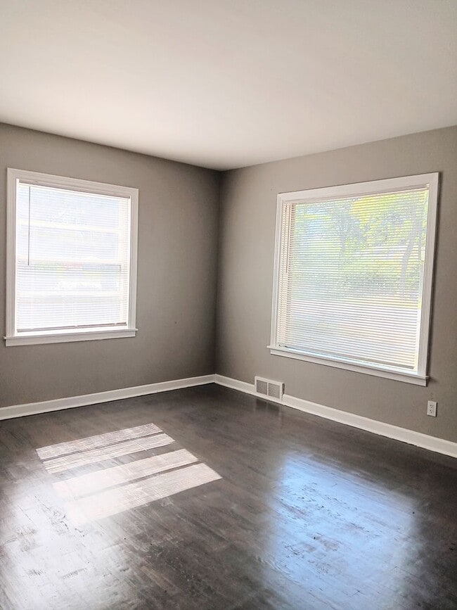 Photo - Conveniently Located 3 Bedroom Home
