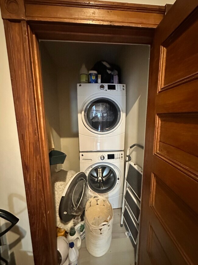 Photo - 174 Saint Alphonsus St Unit 3