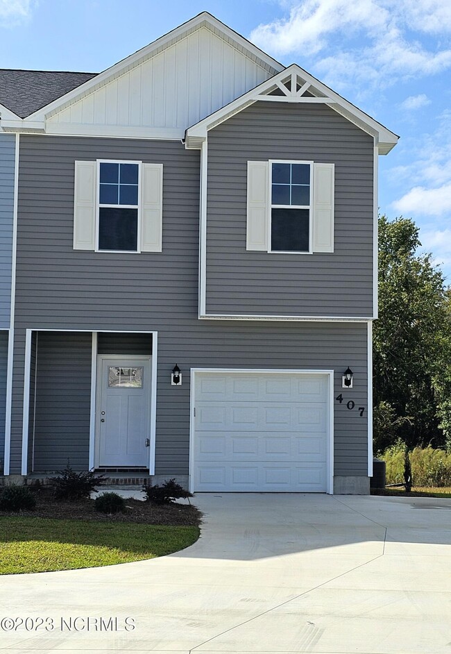 Photo - 407 Blockade Shl Ln Townhome